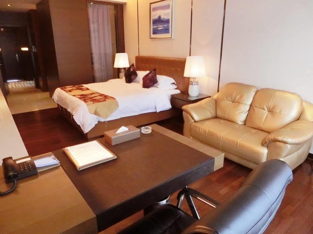 Estay Residence • Poly Central Pivot Гуанджоу Екстериор снимка